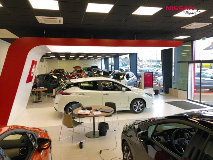 Nissan Espace 3 Laval showroom rénové Nissan Espace 3 Laval showroom rénové